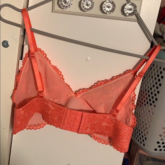 Bralette - Picture 3 of 11